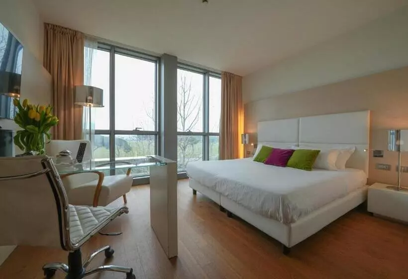 Fotos del hotel Pisa Tower Plaza:  20