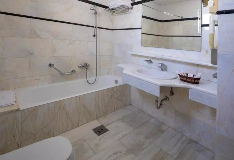 Fotos del hotel Ilianthos Village:  15