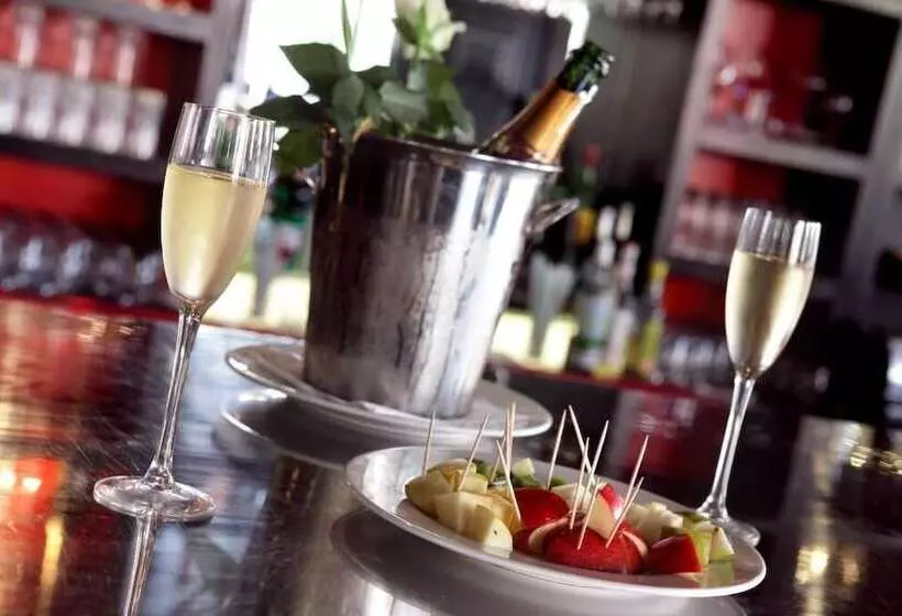 Fotos del hotel La Renaissance:  19