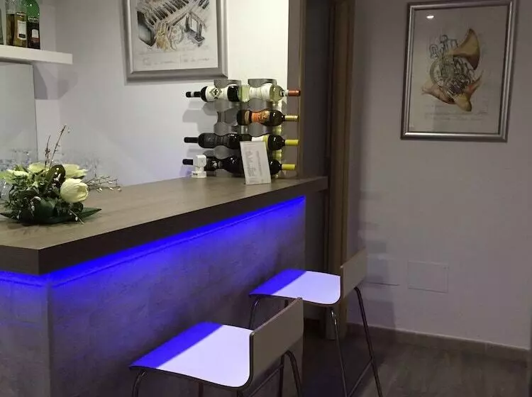 Fotos del hotel Capitol:  4