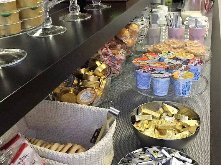 Fotos del hotel Capitol:  3