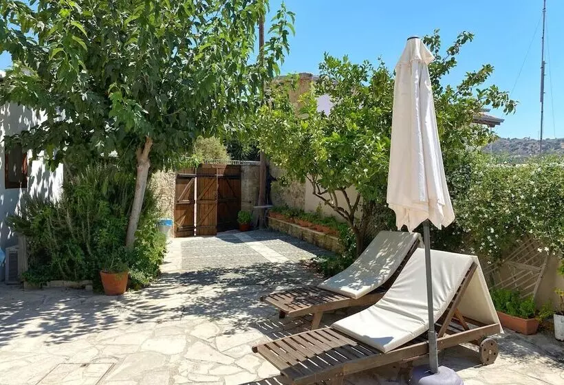 Fotos del hotel Evkarpos Country House:  20