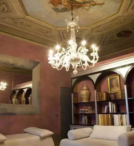 Fotos del hotel N4u Guest House Florence:  2