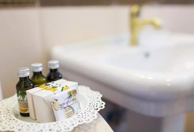 Fotos del hotel Vila Paris:  8