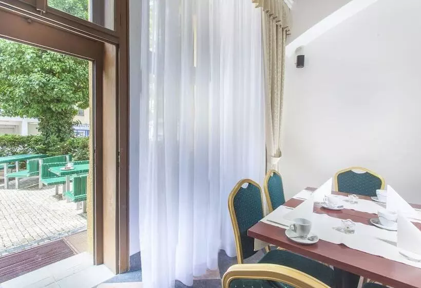 Fotos del hotel Lunik:  11