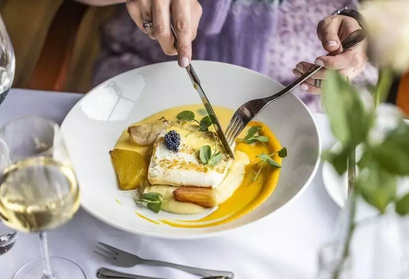 Fotos del hotel Finnøy Havstuer By Classic Norway Hotels:  10
