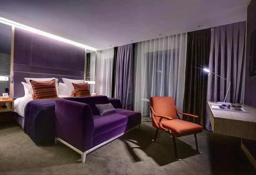 Fotos del hotel Crowne Plaza London  Battersea:  18