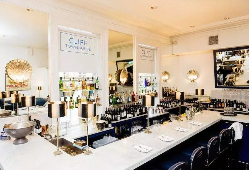 Fotos del hotel Cliff Townhouse:  3