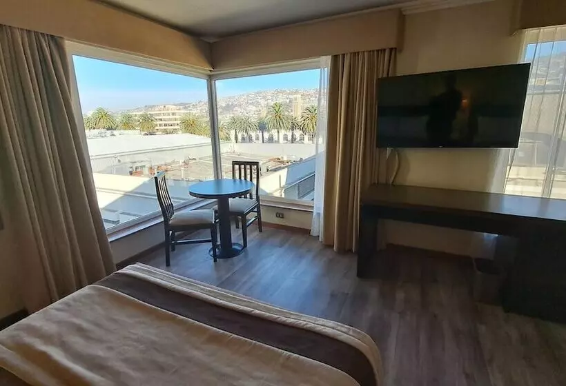 Fotos del hotel Diego De Almagro Valparaíso:  19