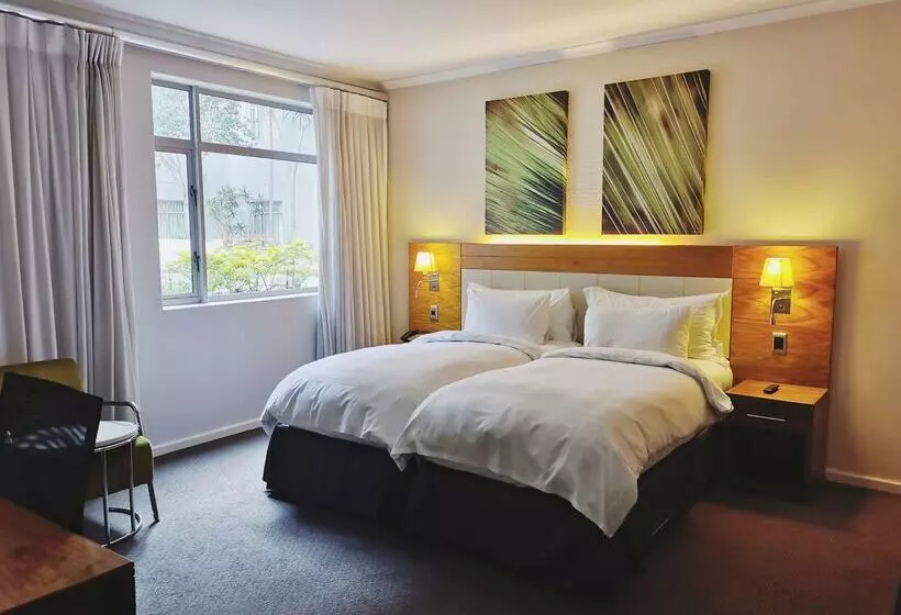 Fotos del hotel Doubletree By Hilton Cape Town Upper Eastside:  13