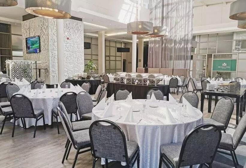 Fotos del hotel Doubletree By Hilton Cape Town Upper Eastside:  3