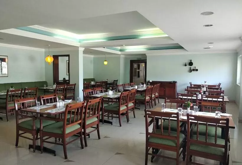 Fotos del hotel Issacs Residency:  17