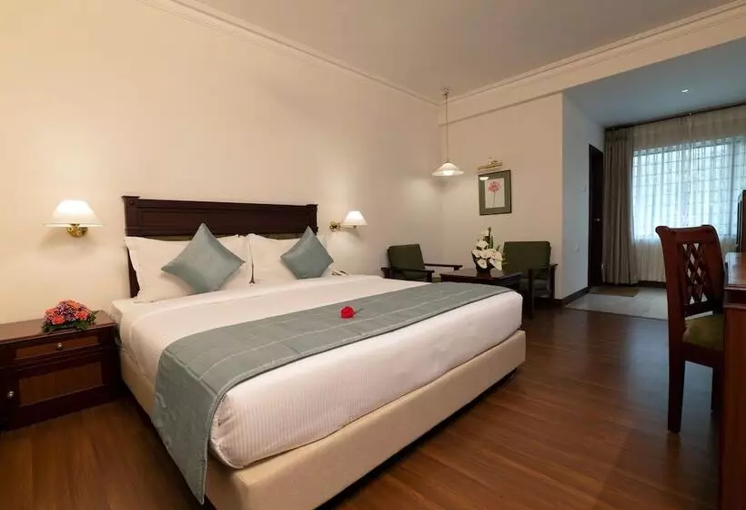 Fotos del hotel Issacs Residency:  24