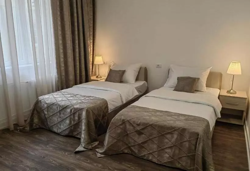 Fotos del hotel Hotel N:  2