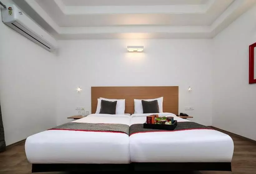 Fotos del hotel Vaccinated Staff Oyo Townhouse 069 Civil Lines:  14