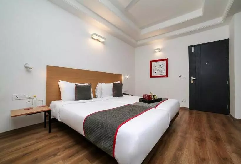 Fotos del hotel Vaccinated Staff Oyo Townhouse 069 Civil Lines:  15