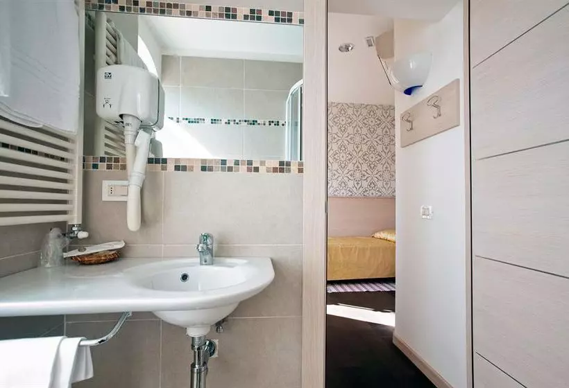 Fotos del hotel Appia 442:  8