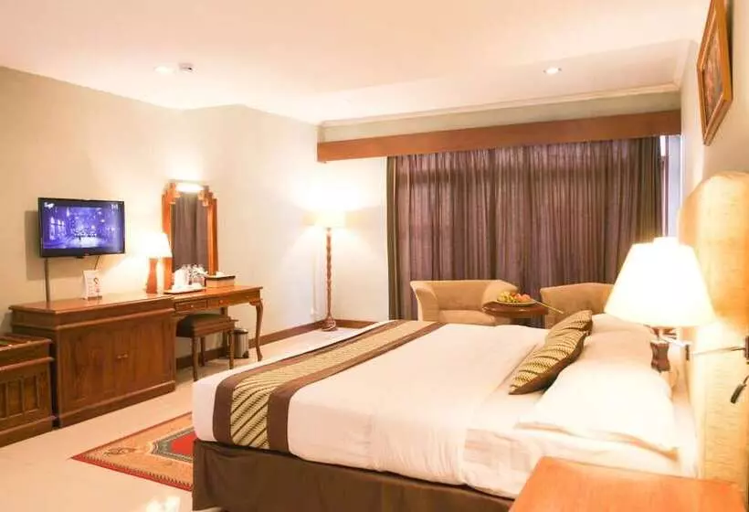 Fotos del hotel Cakra Kusuma Hotel:  9