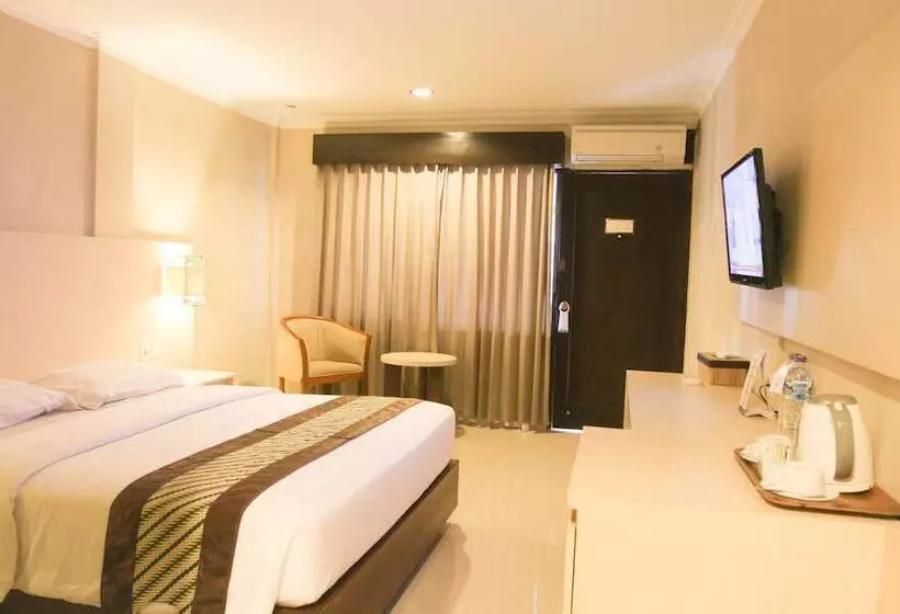 Fotos del hotel Cakra Kusuma Hotel:  15