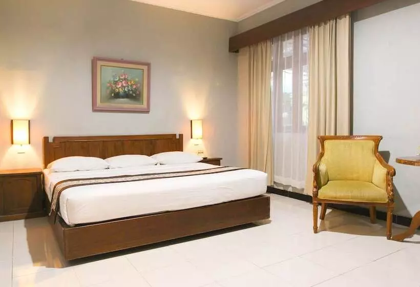 Fotos del hotel Cakra Kusuma Hotel:  20