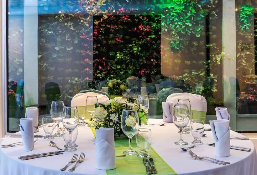 Fotos del hotel Cosmos 116:  3