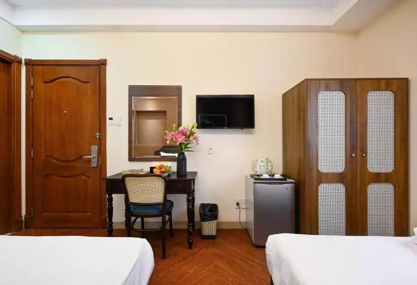 Fotos del hotel Ambassador  Saigon:  3