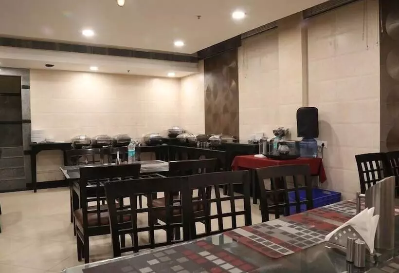 Fotos del hotel Chirag Residency:  13