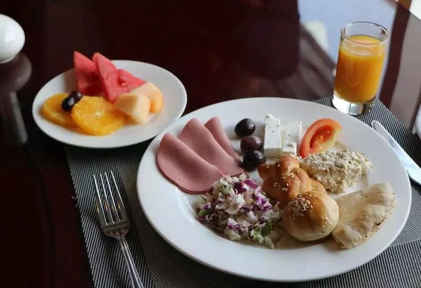 Fotos del hotel Cassells Al Barsha  By Igh:  15