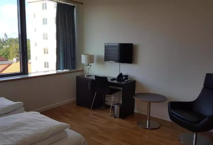 Fotos del hotel Montebello:  4