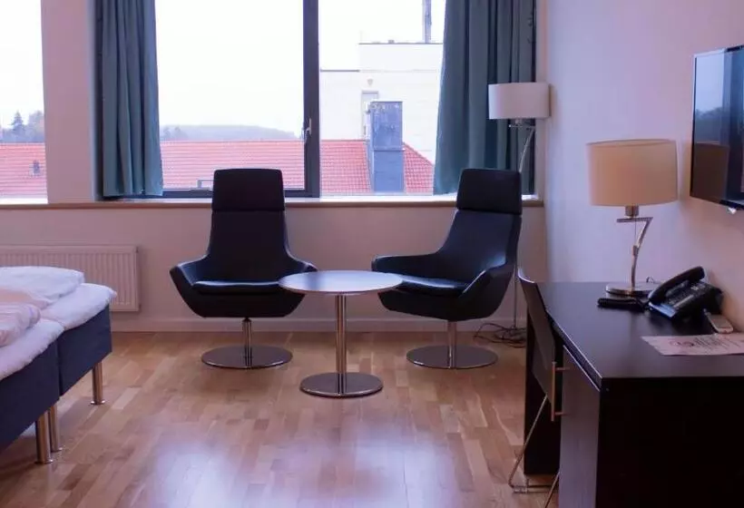 Fotos del hotel Montebello:  15