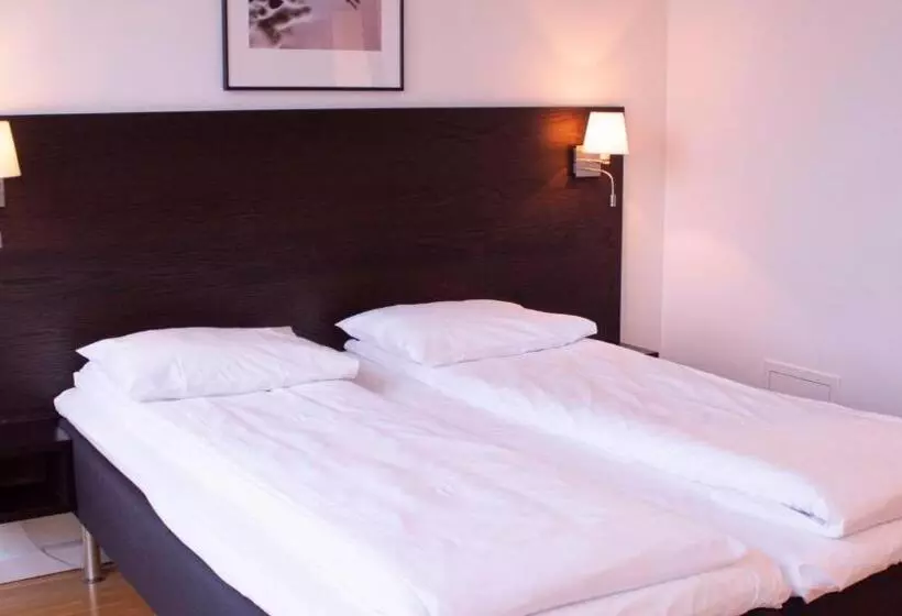 Fotos del hotel Montebello:  7