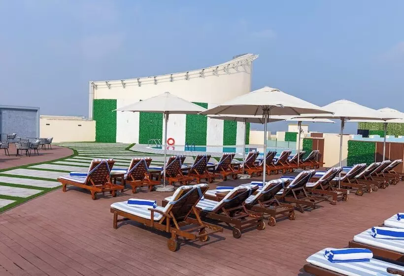 Cassells Al Barsha  By Igh