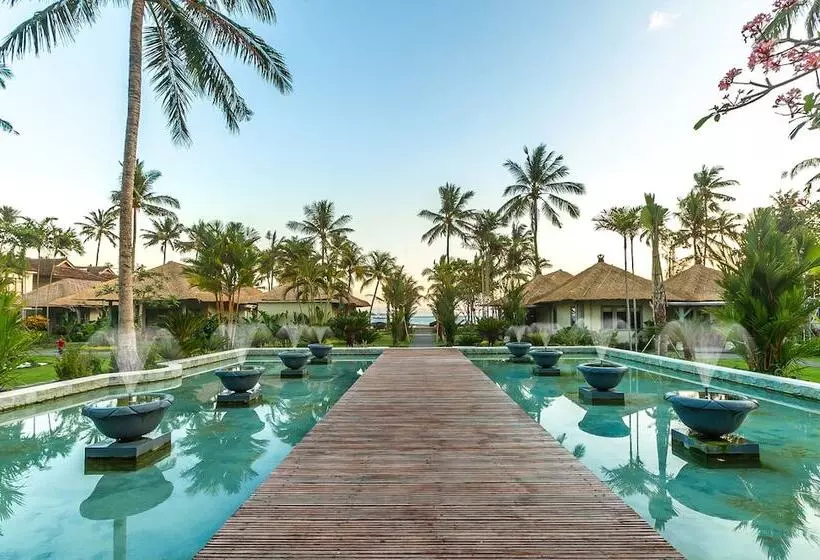 Fotos del hotel Nirwana Beach & Resort:  6