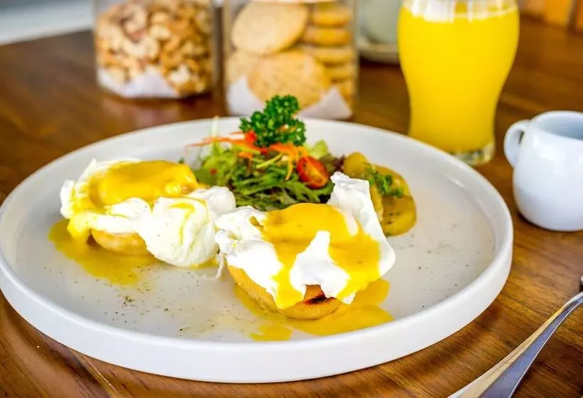 Fotos del hotel Nirwana Beach & Resort:  8