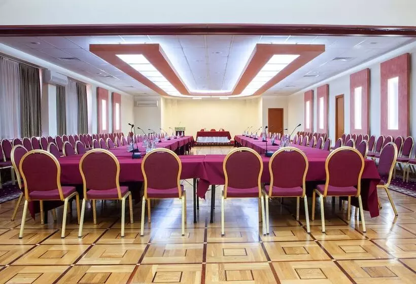 Fotos del hotel Hrazdan Hotel:  6