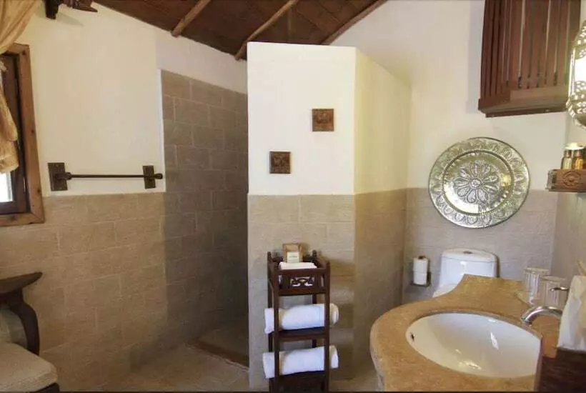 Fotos del hotel Breezes Beach Club And Spa:  7