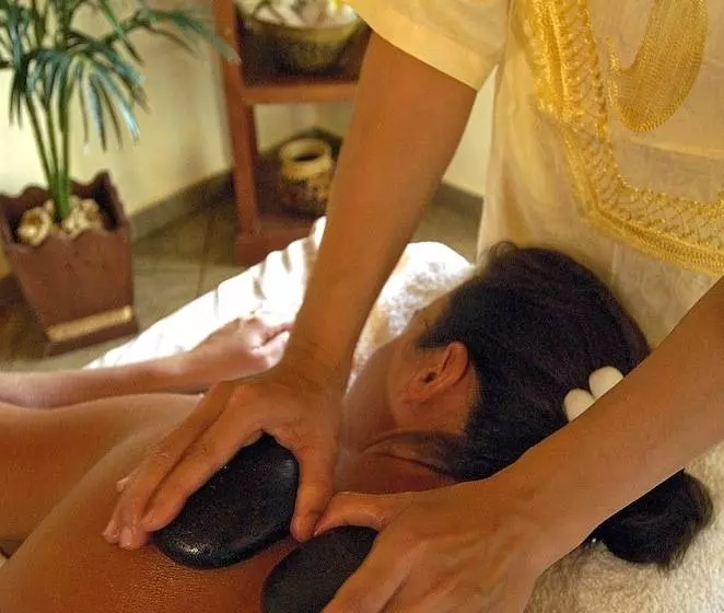 Fotos del hotel Breezes Beach Club And Spa:  8