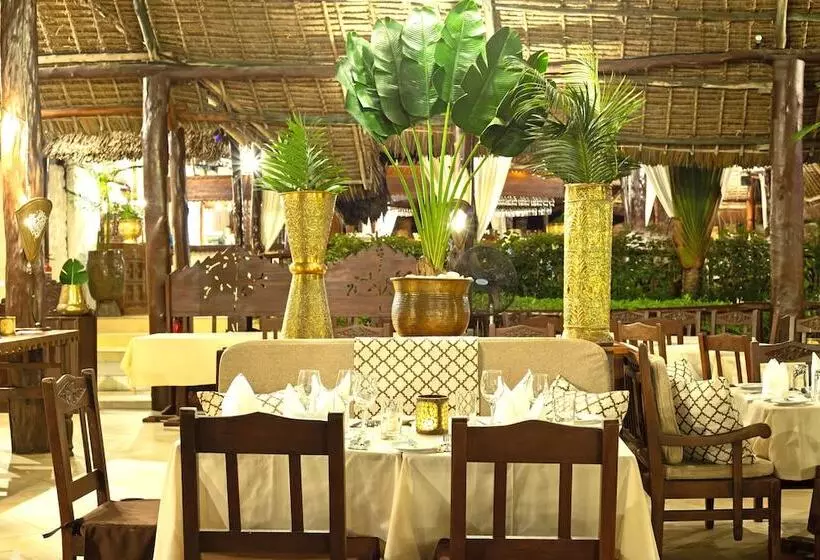 Fotos del hotel Breezes Beach Club And Spa:  13