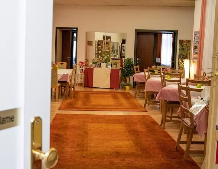 Fotos del hotel Pension Hotel Mariahilf:  3