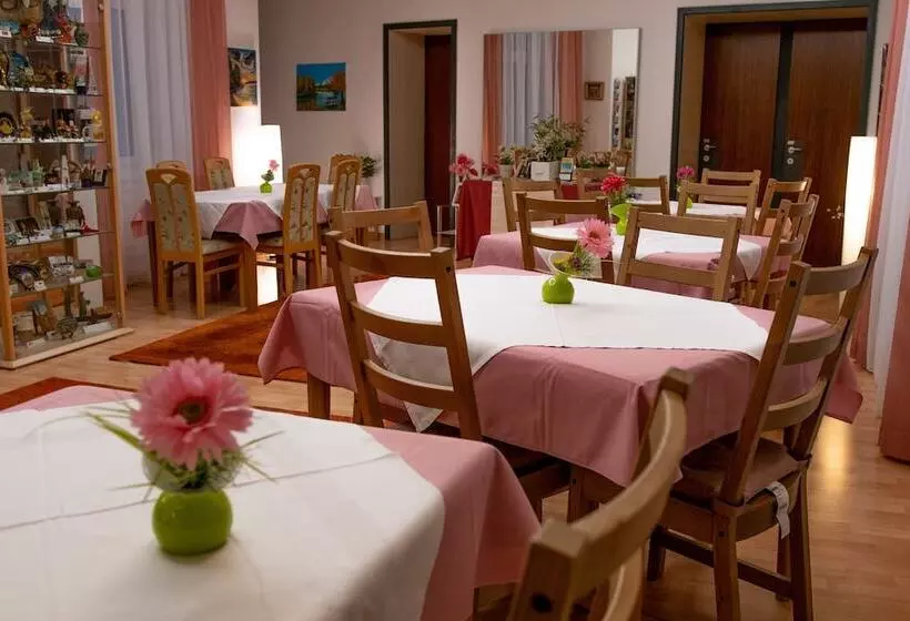 Fotos del hotel Pension Hotel Mariahilf:  4