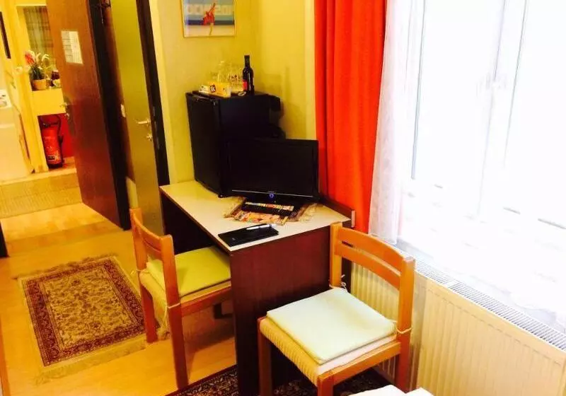 Fotos del hotel Pension Hotel Mariahilf:  14