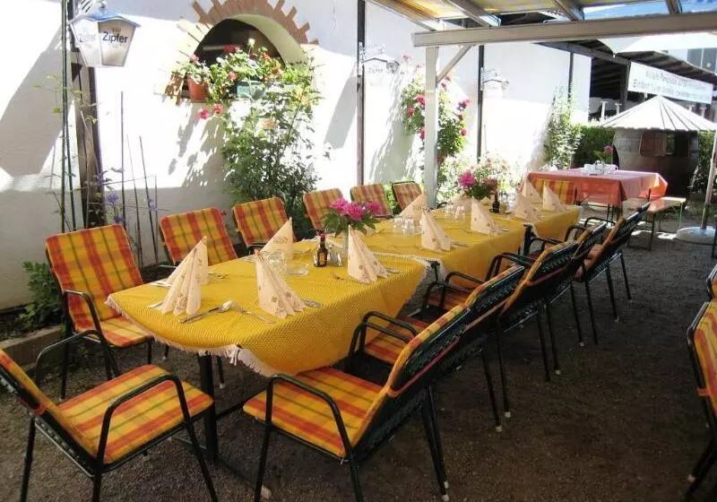 Fotos del hotel Dollinger:  6