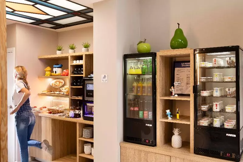 Fotos del hotel Hôtel Locomo:  18