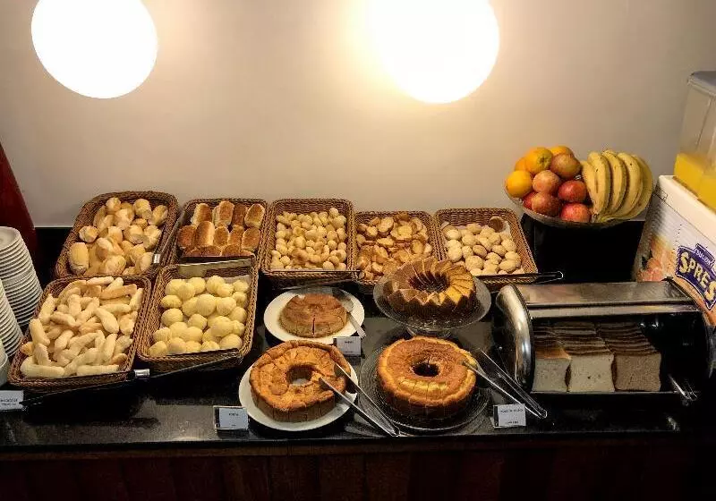 Fotos del hotel 155:  5