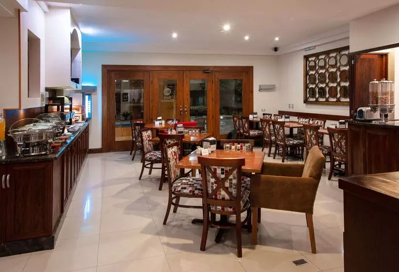 Fotos del hotel Best Western Cumbres Aeropuerto:  3