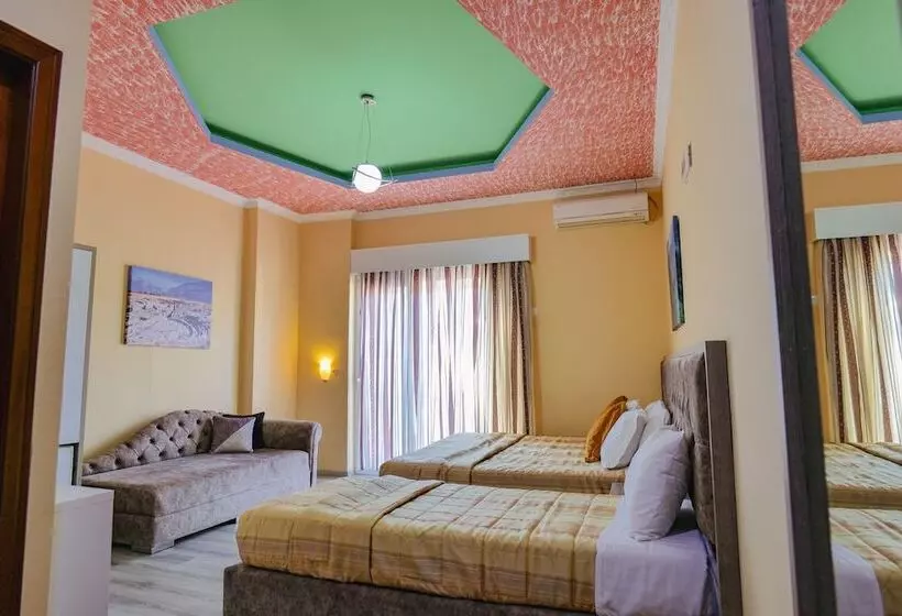 Fotos del hotel Number One:  18