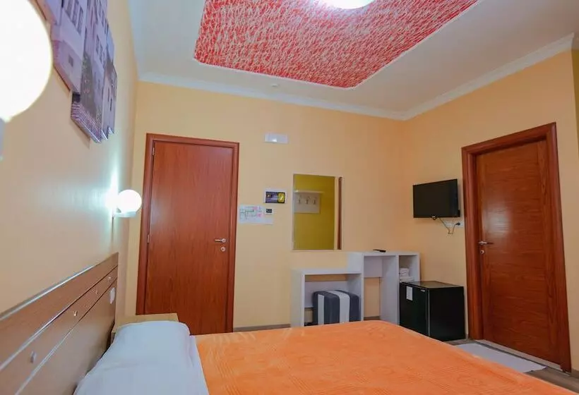 Fotos del hotel Number One:  5