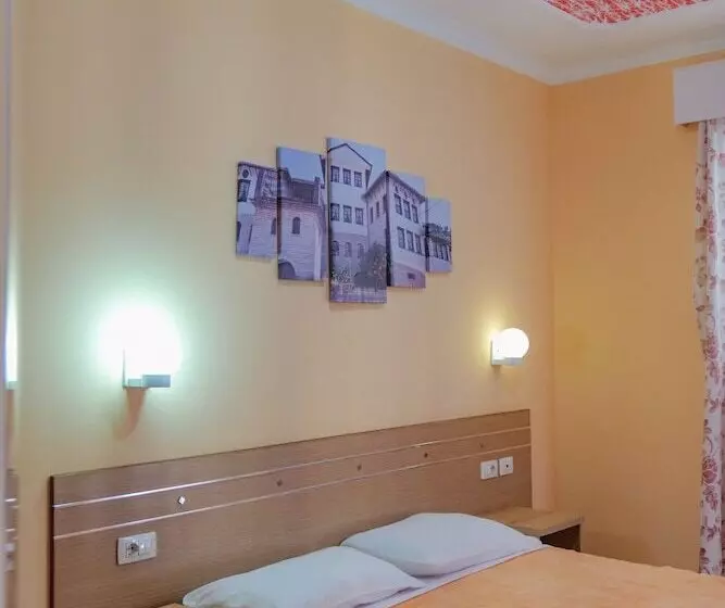 Fotos del hotel Number One:  23