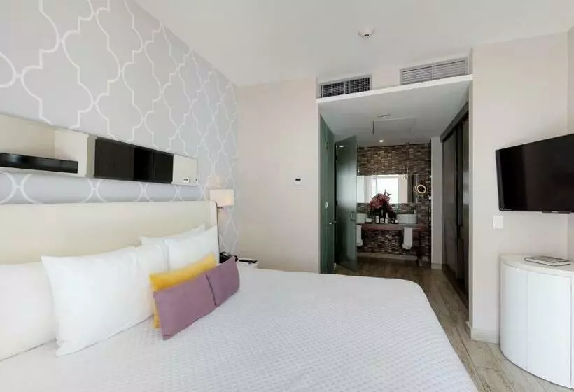 Fotos del hotel The Fives Beach & Residences   All Senses Inclusive:  5