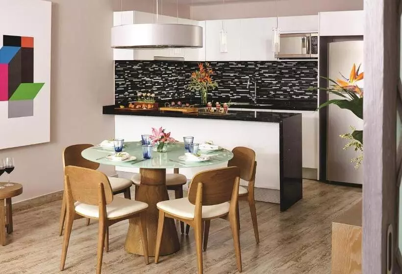 Fotos del hotel The Fives Beach & Residences   All Senses Inclusive:  40